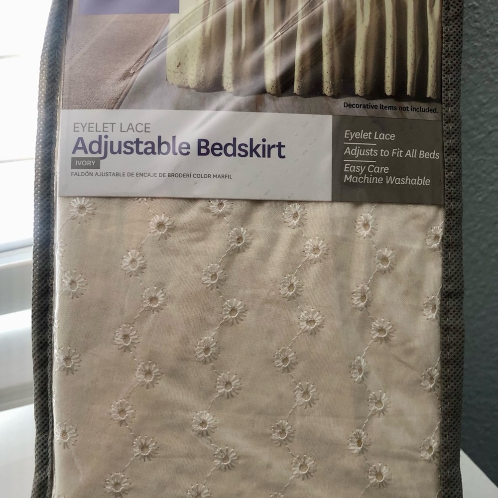 Eyelet Lace Adjustable Bedskirt - Ivory, NWOT